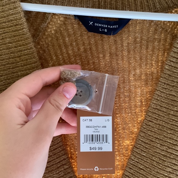 New With Tags, Denver Hayes Tan Cartigan - Picture 3 of 5